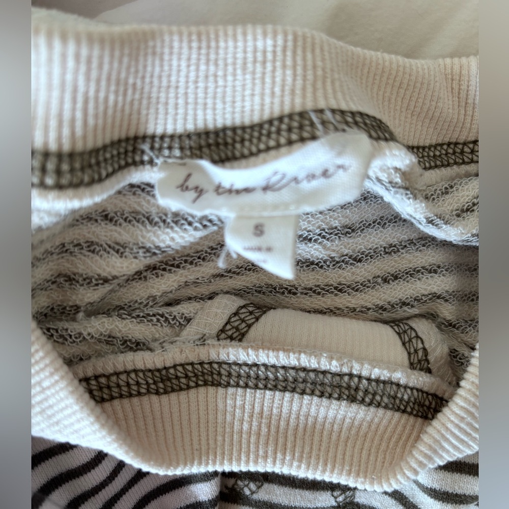 Puff Sleeve Green & White Stripe Sweatshirt SZ S Coquette - Picture 6 of 6